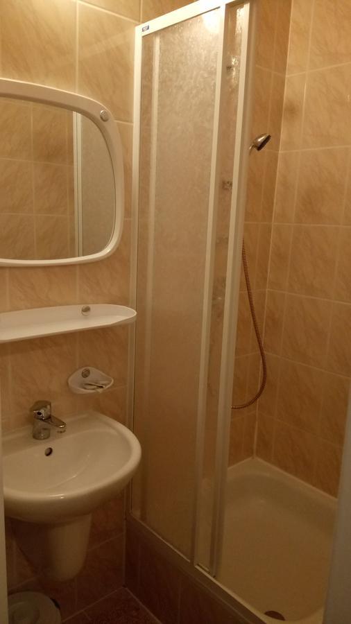 Hostel Dworek Osiecki Koral Osieki  Εξωτερικό φωτογραφία