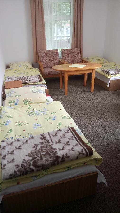 Hostel Dworek Osiecki Koral Osieki  Εξωτερικό φωτογραφία